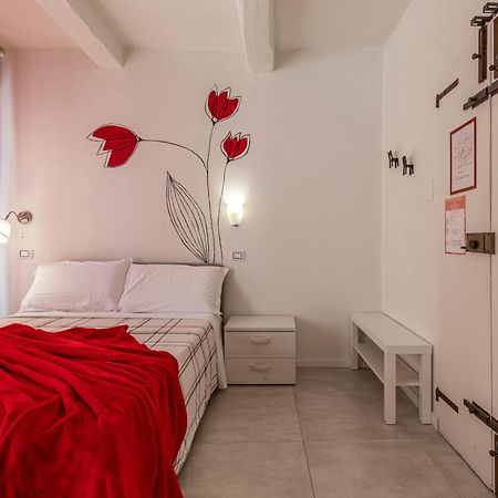 Suite Modena Al Centro - Affitti Brevi Italia Екстериор снимка